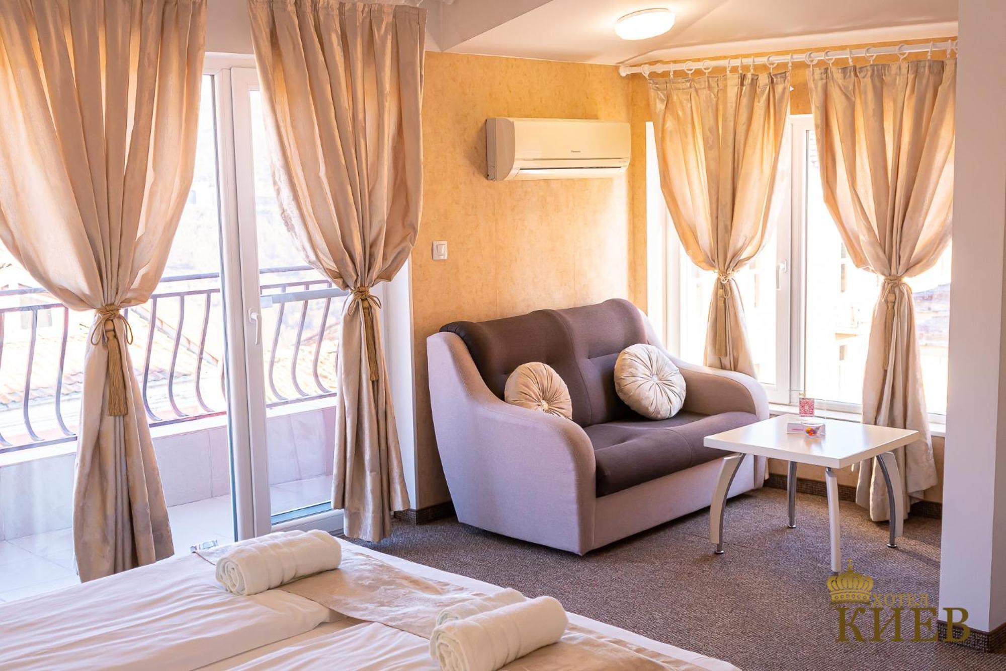 Hotel Kiev 벨리코 터르노보 외부 사진